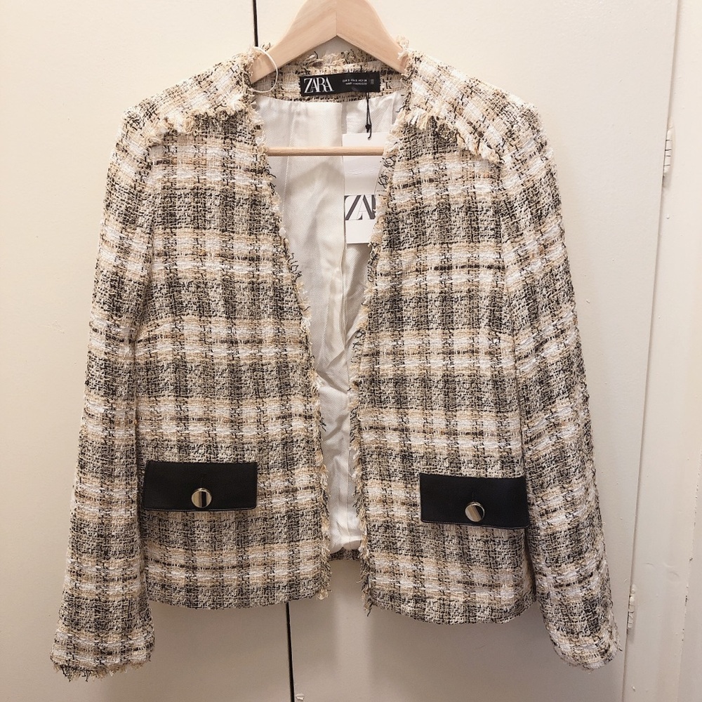 Zara Beige Blazer / Suit coat